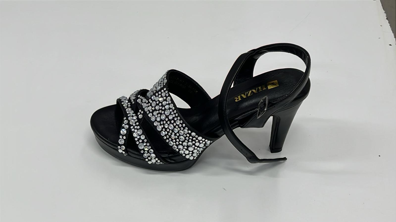 10203 CAP نسائي - الصورة 1