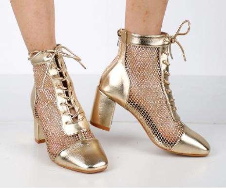 10211 CAP نسائي - الصورة 1